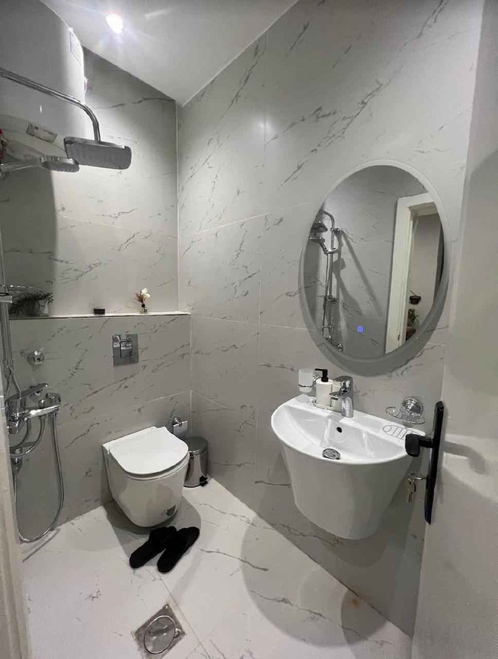 Apartment سمارت انترى بالملقا *