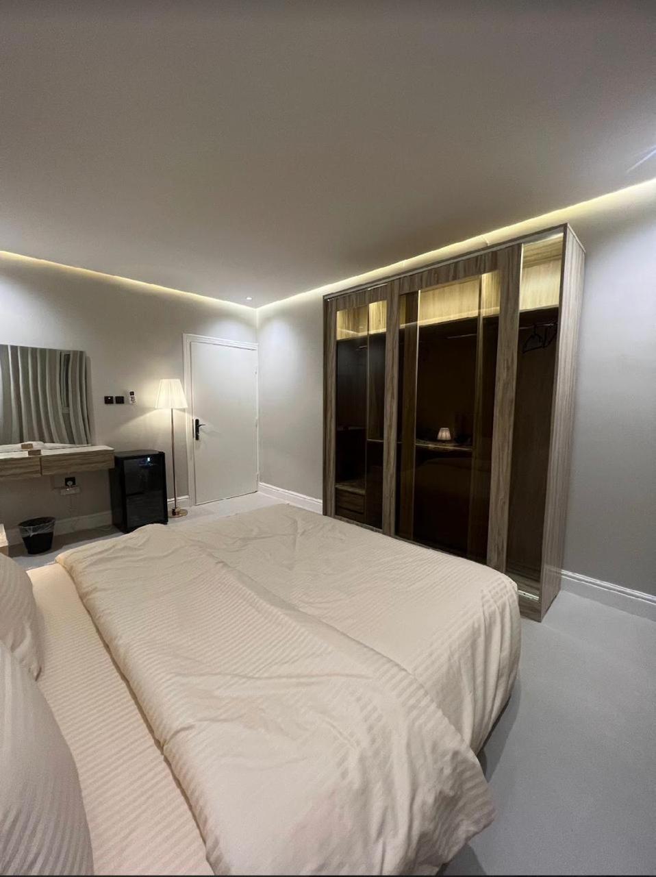 Apartment سمارت انترى بالملقا