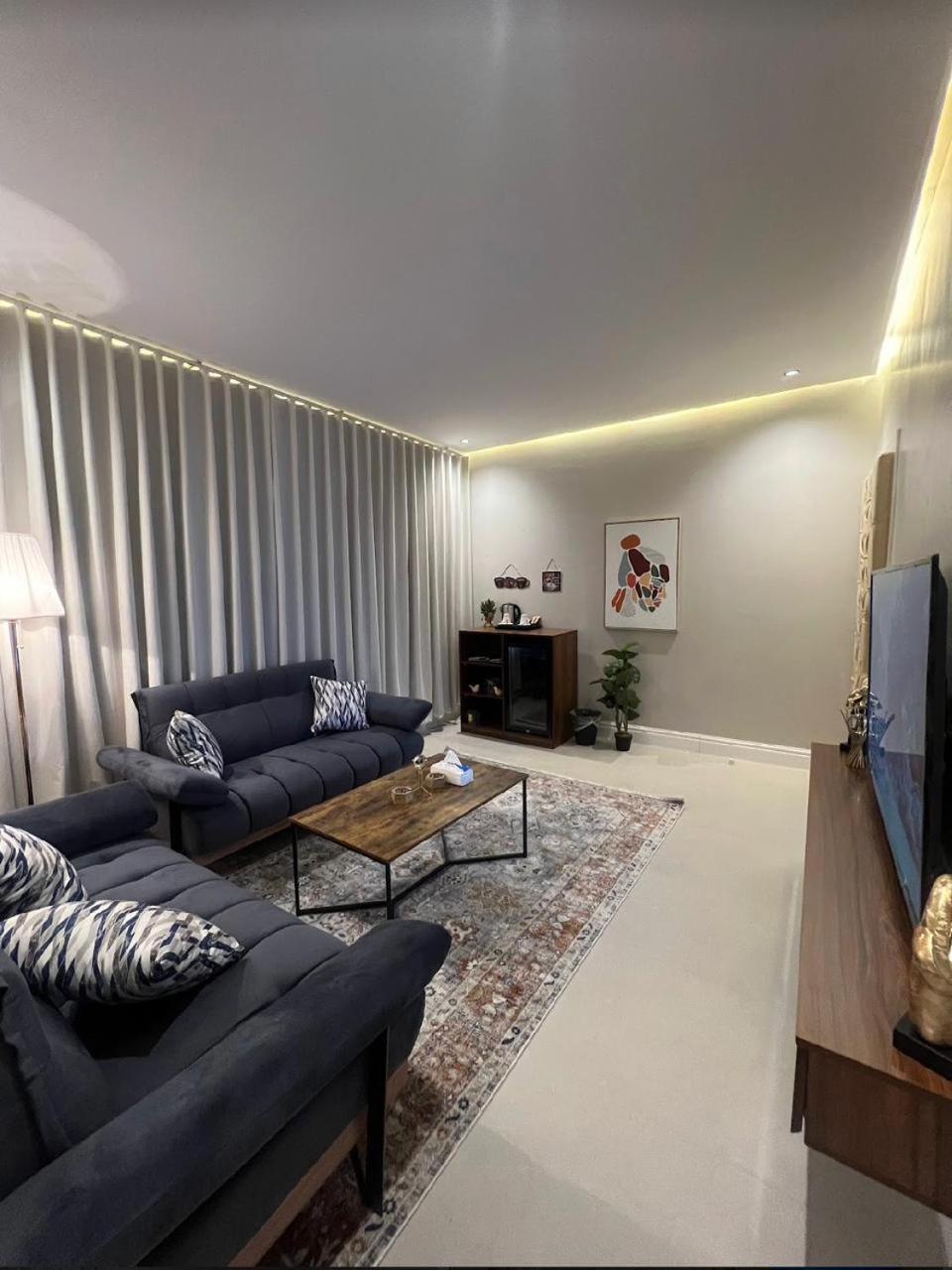Apartment سمارت انترى بالملقا *